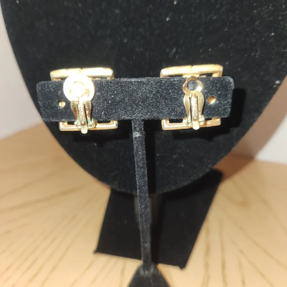 GIVENCHY GG GOLD PLATED EARRINGS‎ Clip-on
